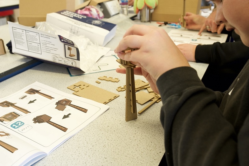 Berkshire pupils empowered by energy experts and Rewise Learning ...